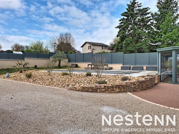 En EXCLUSIVITÉ chez NESTENN ! Maison Crêches Sur Saône 6 pièce(s) environ 125m2.