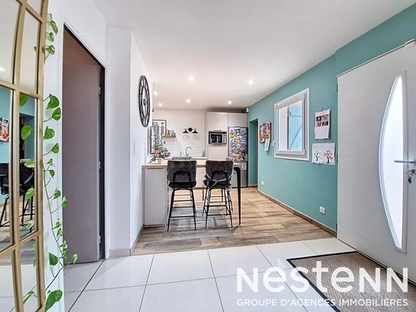 En EXCLUSIVITÉ chez NESTENN ! Maison Crêches Sur Saône 6 pièce(s) environ 125m2.
