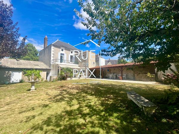 79200 PARTHENAY Maison à Parthenay - 230 m2