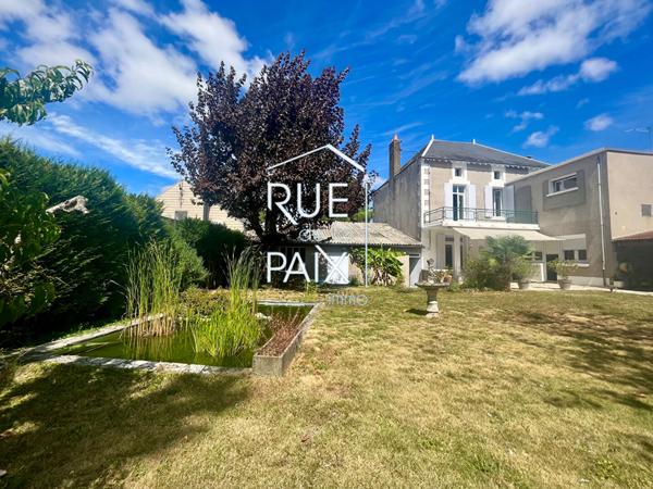 79200 PARTHENAY Maison à Parthenay - 230 m2