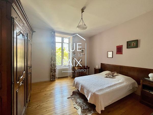 79200 PARTHENAY Maison à Parthenay - 230 m2