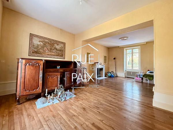 79200 PARTHENAY Maison à Parthenay - 230 m2