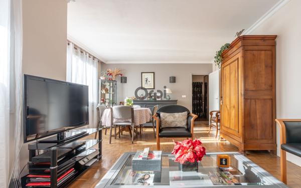 Appartement à vendre    3 pièces • 70 m2 Joinville-le-Pont