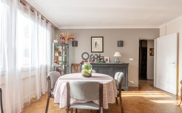 Appartement à vendre    3 pièces • 70 m2 Joinville-le-Pont