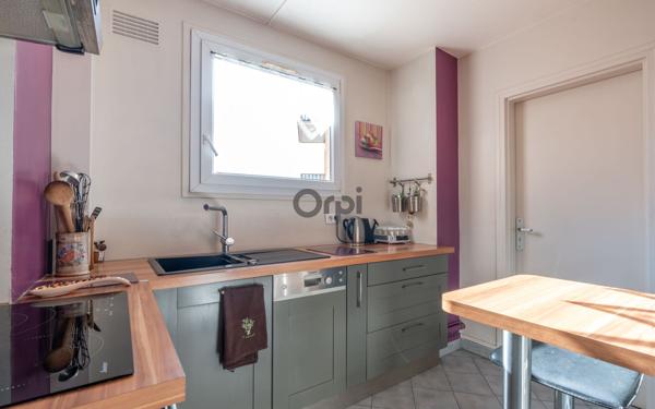 Appartement à vendre    3 pièces • 70 m2 Joinville-le-Pont