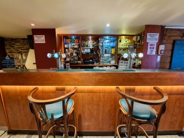 Fonds De Commerce
        
        - 120 m² 477 000 € *