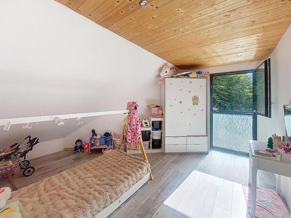 Maison contemporaine et chaleureuse