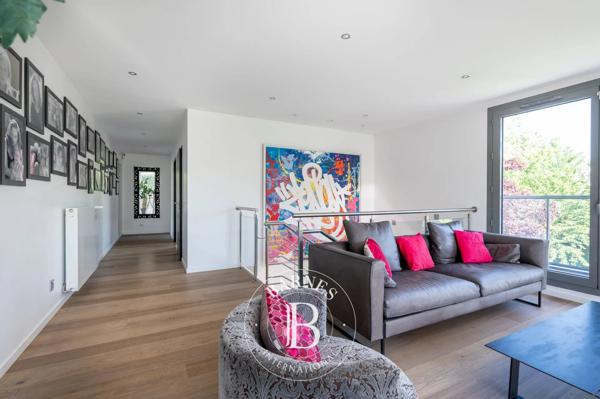 Rueil-Malmaison, Maison 4 Chambres -  300 m² à vendre