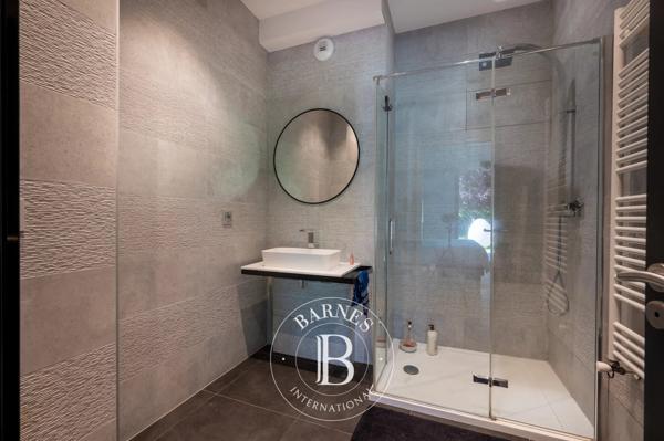 Rueil-Malmaison, Maison 4 Chambres -  300 m² à vendre