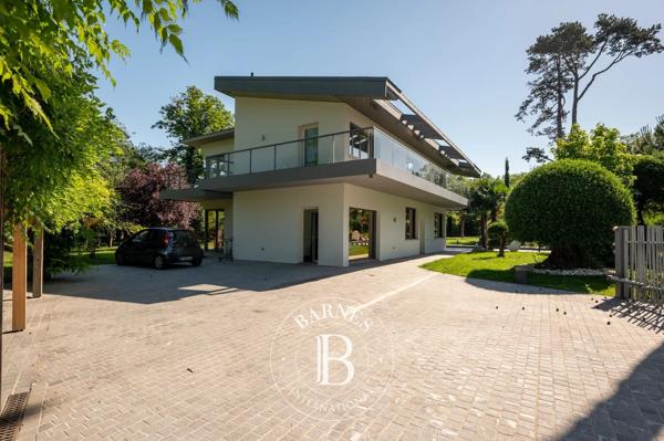 Rueil-Malmaison, Maison 4 Chambres -  300 m² à vendre