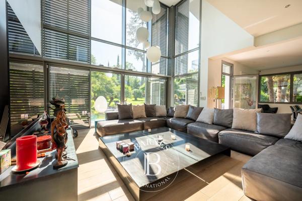 Rueil-Malmaison, Maison 4 Chambres -  300 m² à vendre