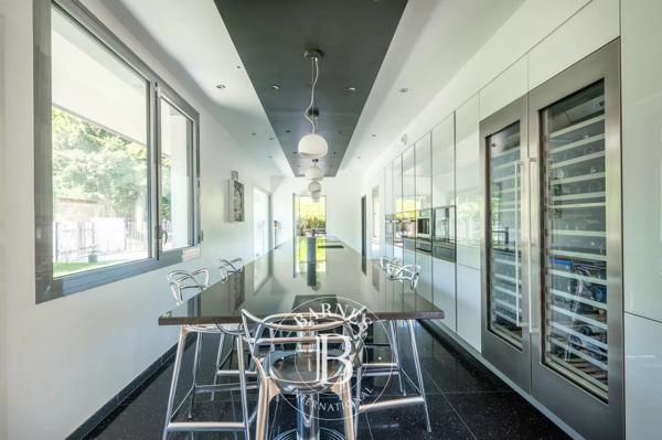 Rueil-Malmaison, Maison 4 Chambres -  300 m² à vendre