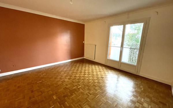 Appartement à vendre    4 pièces • 82,35 m2 Antony