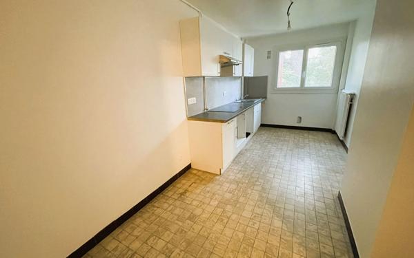 Appartement à vendre    4 pièces • 82,35 m2 Antony