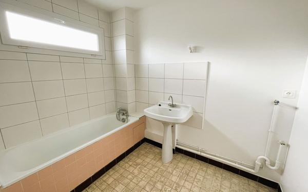 Appartement à vendre    4 pièces • 82,35 m2 Antony