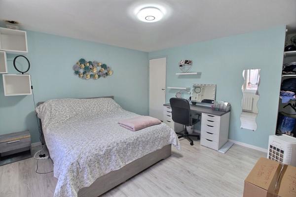 Longère 5 chambres avec cour et terrasse entre EPERNON et MAINTENON