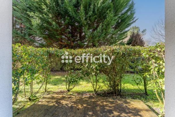 Appartement
         2 pièces
        - 42 m² Exclusivité 155 000 € *