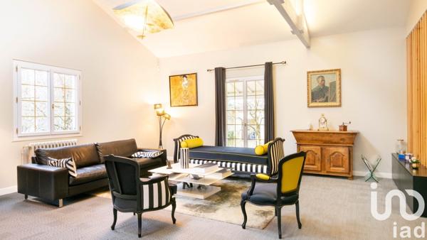 Maison d’architecte 7 pièces de 260 m² à Tresses (33370)