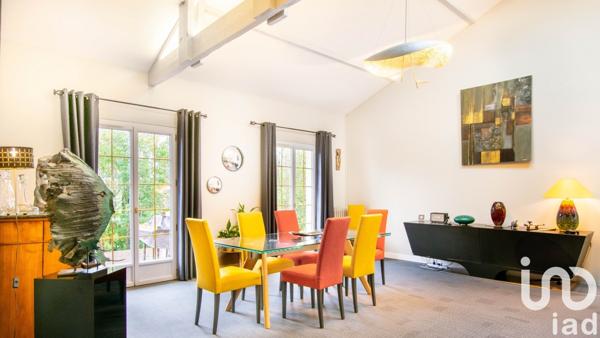 Maison d’architecte 7 pièces de 260 m² à Tresses (33370)