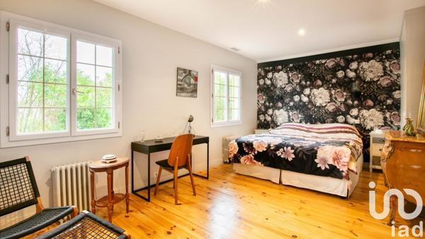 Maison d’architecte 7 pièces de 260 m² à Tresses (33370)