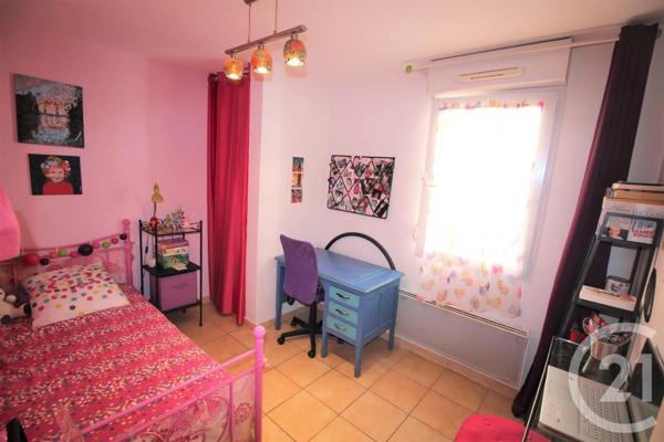 Appartement F4 à vendre  4 pièces - 72 m 2   NIMES  - 30