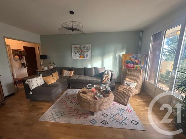 Appartement F4 à vendre  4 pièces - 72 m 2   NIMES  - 30