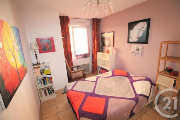 Appartement F4 à vendre  4 pièces - 72 m 2   NIMES  - 30