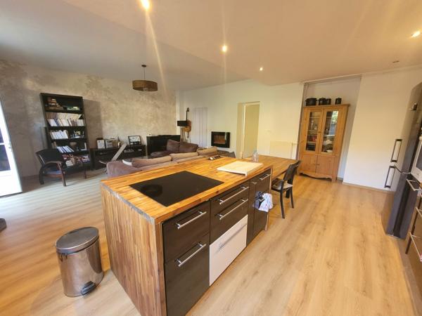 Appartement 2 pièces avec jardin privatif 200 m²
