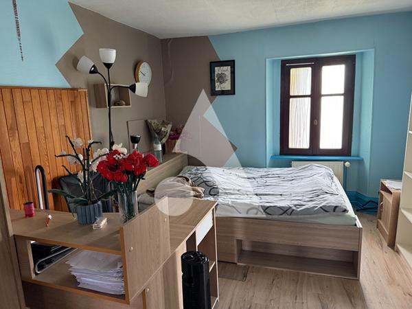 Maison 11 pièces 286.16 m2