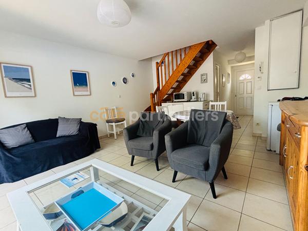 Vente
                Maison53,8 m² - 3 Pièces -
                    LES MATHES (17570)