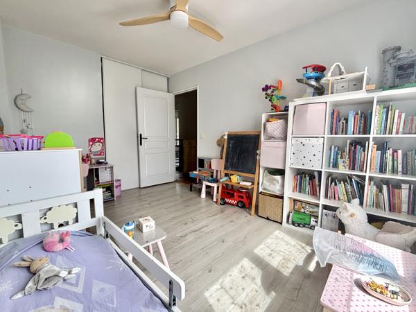 Maison
         6 pièces
        - 130 m² 514 000 € *