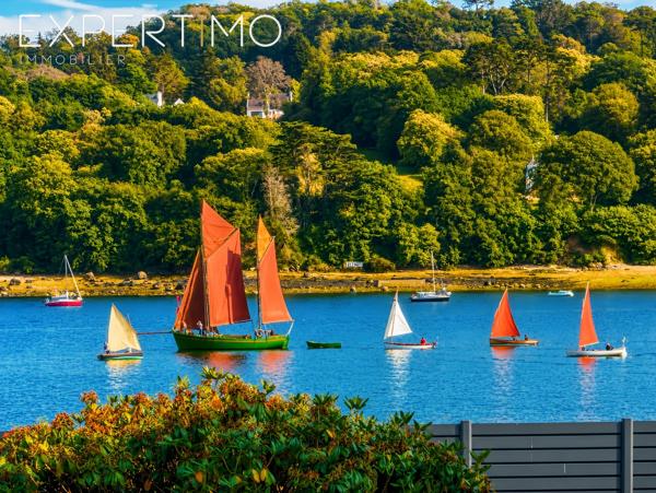 Propriété d’exception en première ligne dans la rade de Brest FACE À LA MER… UNE SIGNATURE ARCHITECTURALE CONFIDENTIELLE AU RELECQ-KERHUON