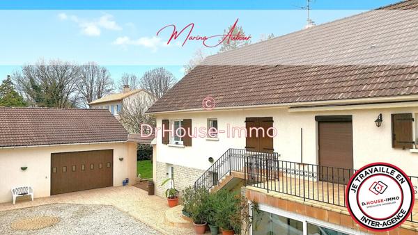Maison à vendre 9 pièces de 214 m²