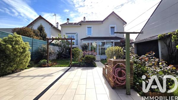 Maison à vendre 6 pièces 121 m² Paray-Vieille-Poste
