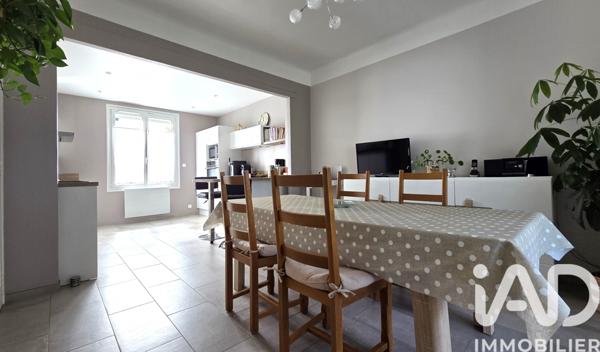 Maison à vendre 6 pièces 121 m² Paray-Vieille-Poste