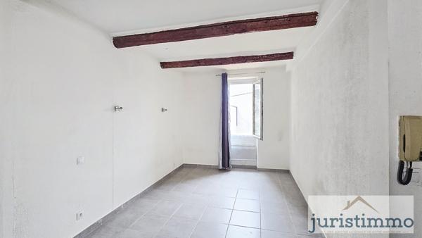 Orange (84100) STUDIO 33 M2 SUR ORANGE