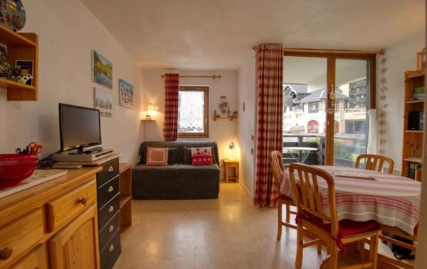 Vente Studio Grand studio vue station Morillon   