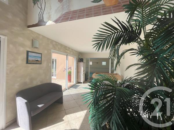 Maison à vendre  6 pièces - 327,28 m2 LE FENOUILLER - 85