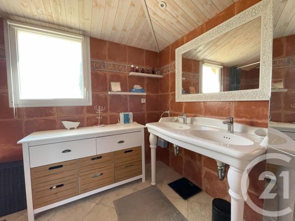 Maison à vendre  6 pièces - 327,28 m2 LE FENOUILLER - 85