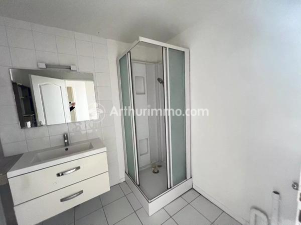 Vente                                                      Maison
                        
                     4 pièces                      102 m2                     à Neuvic