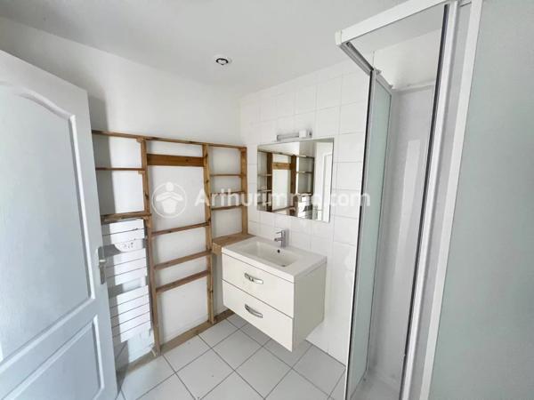 Vente                                                      Maison
                        
                     4 pièces                      102 m2                     à Neuvic