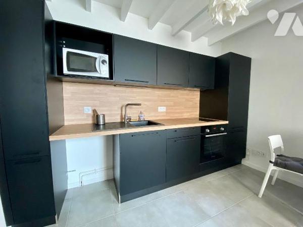 RENNES ARSENAL REDON - IMMEUBLE AVEC PARKINGS
En fond de cour, découvrez ce petit collectif co...