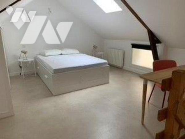RENNES ARSENAL REDON - IMMEUBLE AVEC PARKINGS
En fond de cour, découvrez ce petit collectif co...