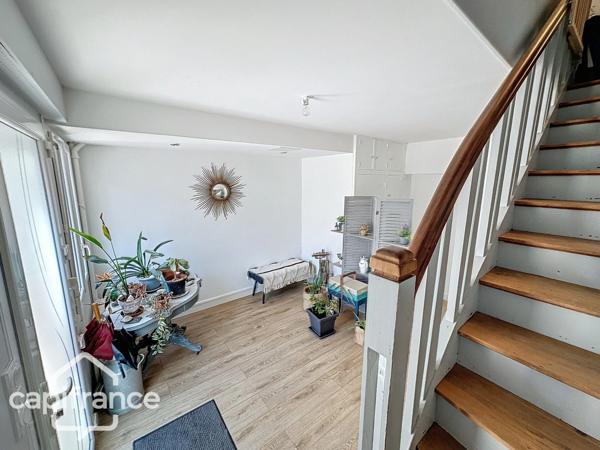 Dpt Deux Sèvres (79), à vendre THOUARS maison P6 de 168 m² - Terrain de 345,00 m²