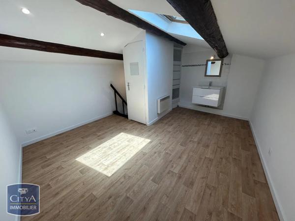 Appartement à louer 2 pièces 34.13m² Vitrolles (13127)
