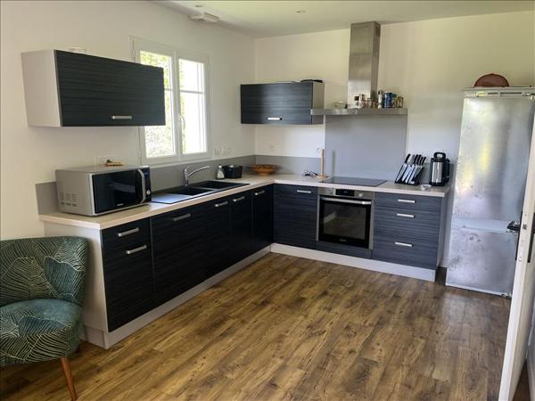 Maison à vendre |  Saint-Palais-sur-Mer |  5 pièces | 109 m²