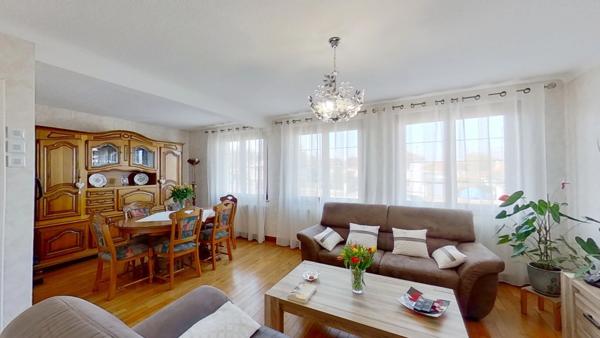 Maison à vendre 6 pièces STENAY (55)