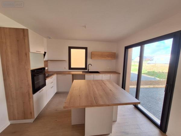 Maison à louer à Saint Père Marc en Poulet en Ille-et-Vilaine (35430), ref : 35084-L360