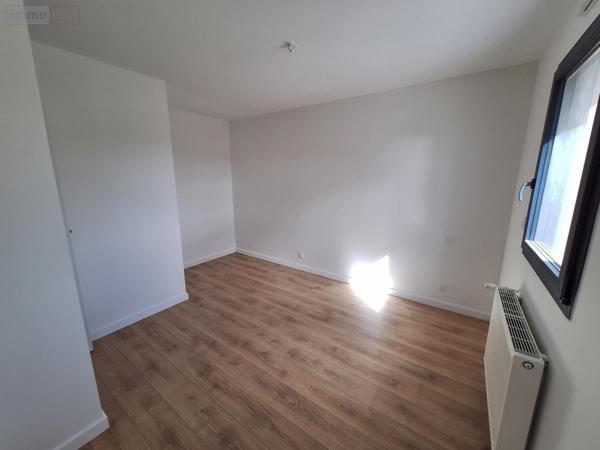 Maison à louer à Saint Père Marc en Poulet en Ille-et-Vilaine (35430), ref : 35084-L360