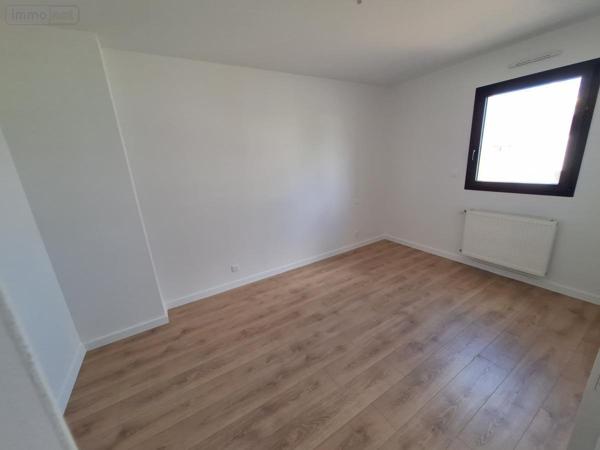 Maison à louer à Saint Père Marc en Poulet en Ille-et-Vilaine (35430), ref : 35084-L360